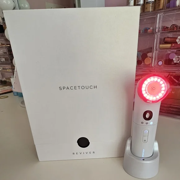 Spacetouch Reviver IR +Red Blue Light/EMS/Microneedling Anti-aging Device - Picture 1 of 2